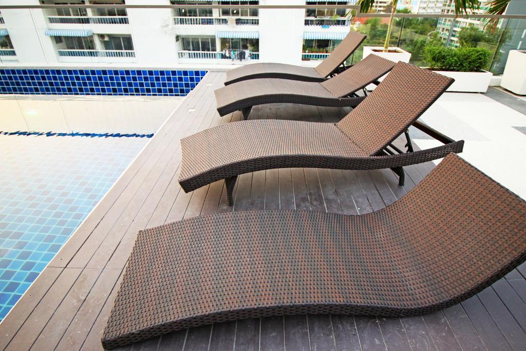 Laguna Bay 2 by Pattaya Sunny Rentals Bagian luar foto
